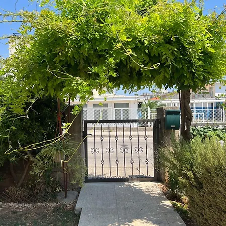 Lyra بيت للعطل تروغير